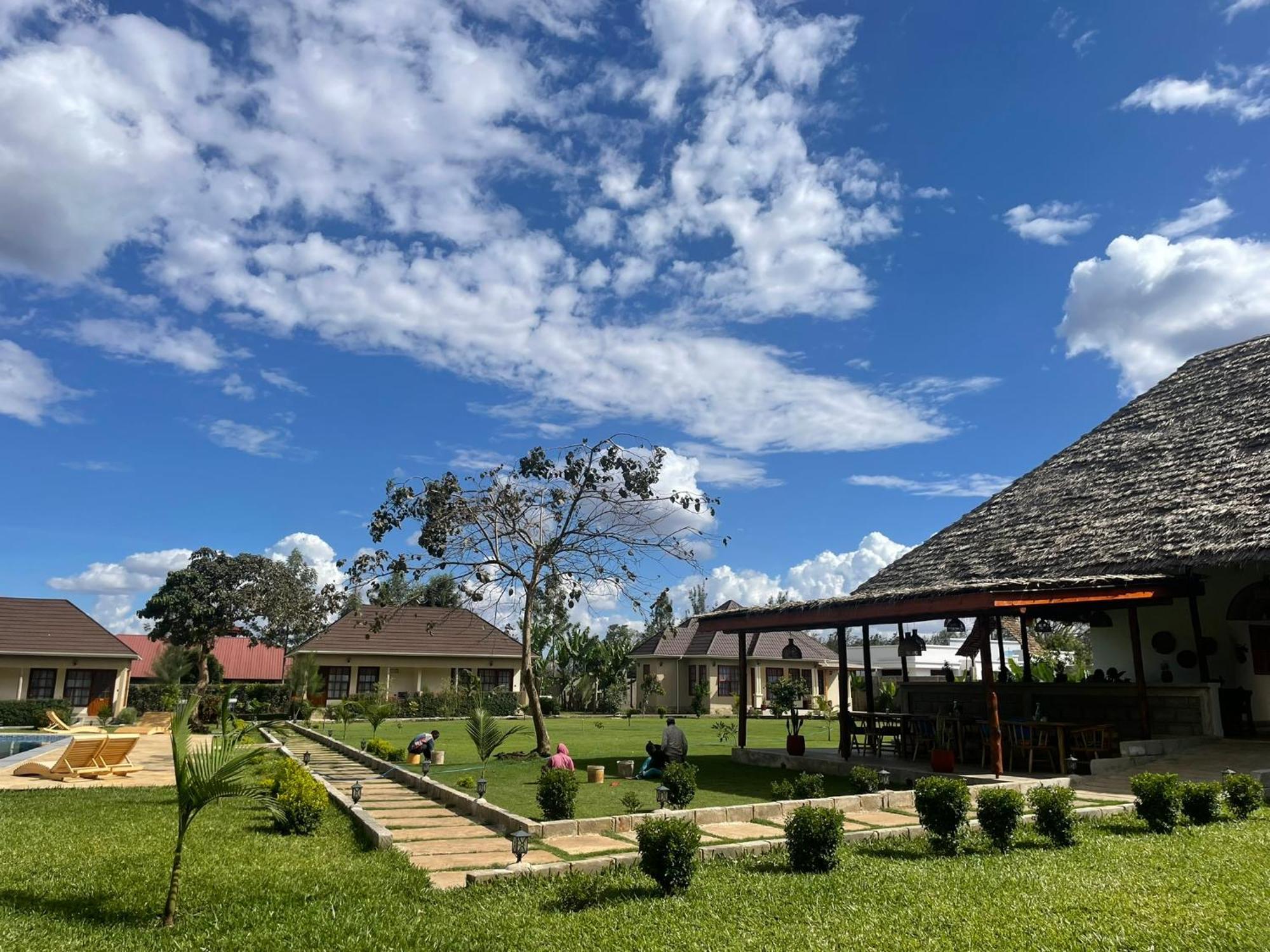 Tanzania Safari Lodge Аруша Екстер'єр фото
