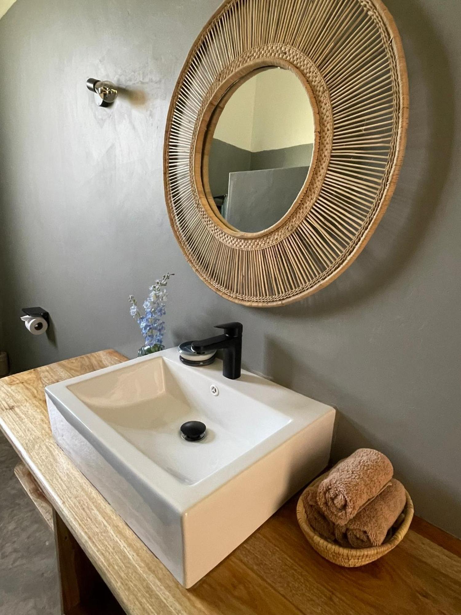 Tanzania Safari Lodge Аруша Екстер'єр фото