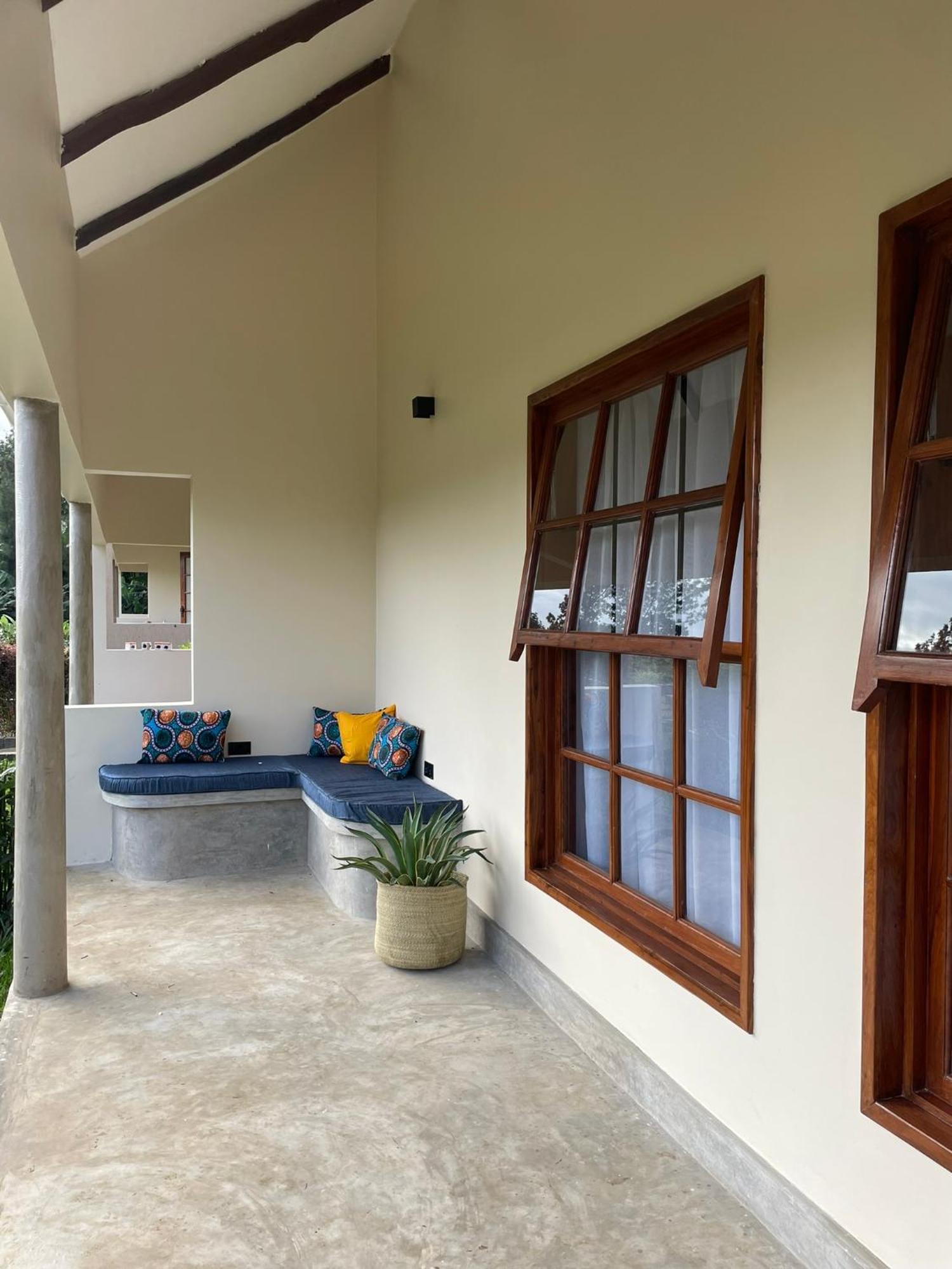Tanzania Safari Lodge Аруша Екстер'єр фото