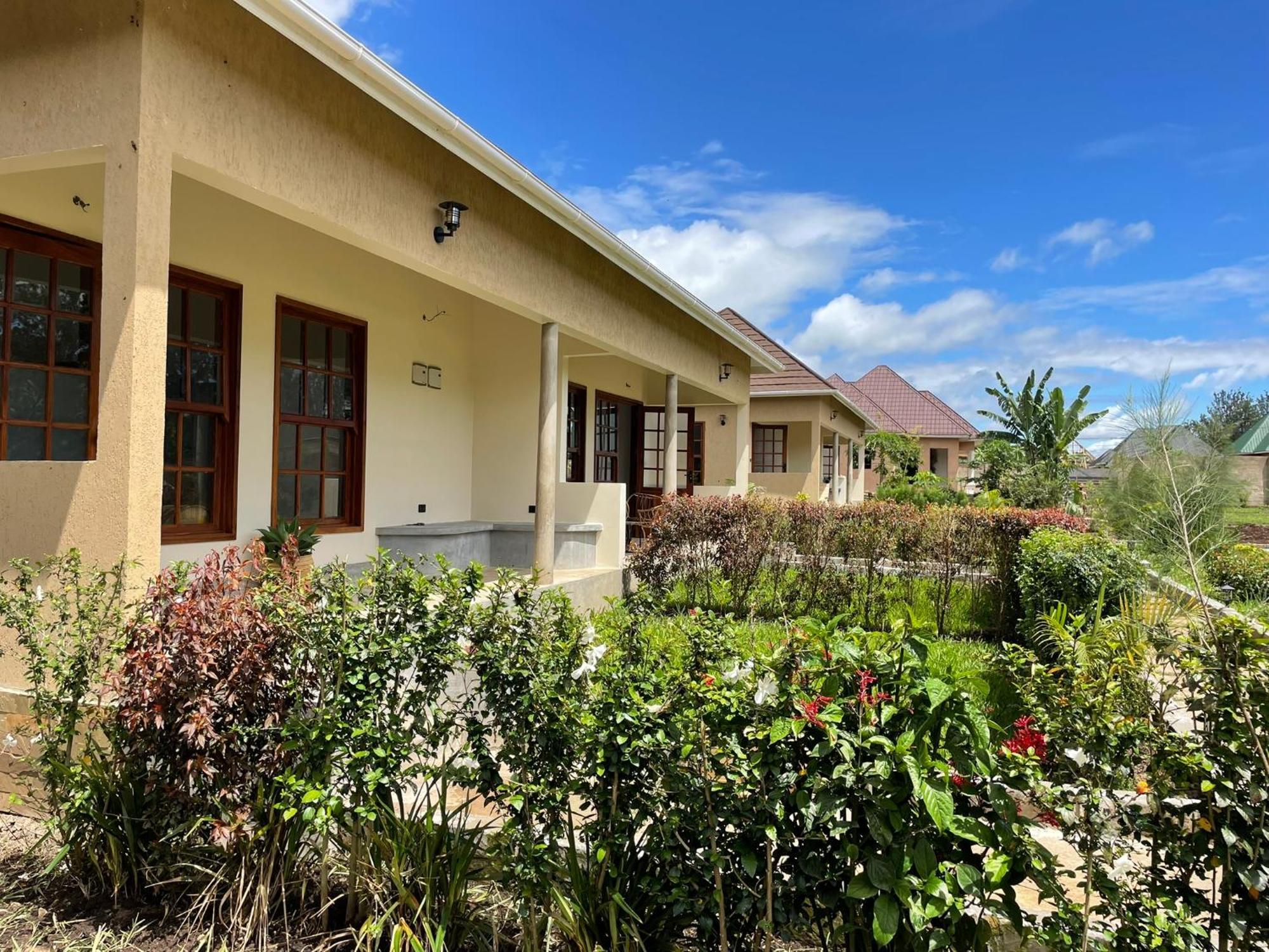 Tanzania Safari Lodge Аруша Екстер'єр фото